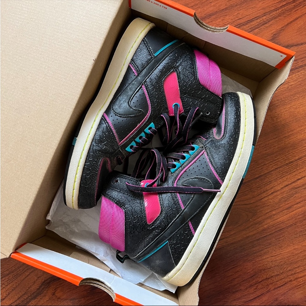 Nike shoes